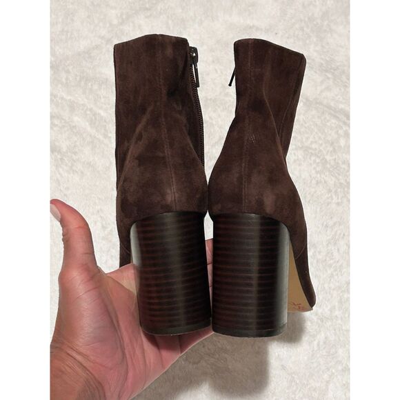 ***SOLD*** STEVE MADDEN Aidan Brown Suede Ankle Boots - Size 8M - Picture 10 of 14